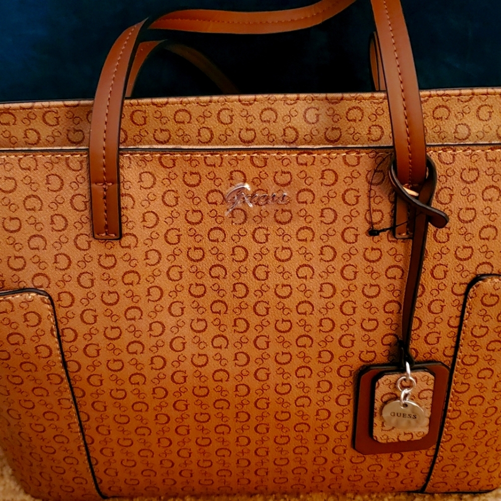 BRAND NEW! Guess Tote Bag